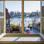 La Campagnola - Ristorante & Boutique Mit Blick Auf Elbe Ruhig Gelegen
