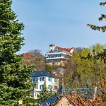 Otel La Campagnola - Ristorante & Boutique Mit Blick Auf Elbe Ruhig Gelegen *