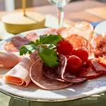La Campagnola - Ristorante & Boutique Mit Blick Auf Elbe Ruhig Gelegen Otel *