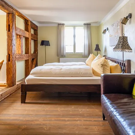 La Campagnola - Ristorante & Boutique Mit Blick Auf Elbe Ruhig Gelegen *