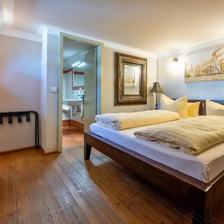 La Campagnola - Ristorante & Boutique Mit Blick Auf Elbe Ruhig Gelegen *