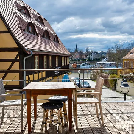 La Campagnola - Ristorante & Boutique Mit Blick Auf Elbe Ruhig Gelegen Hotel *