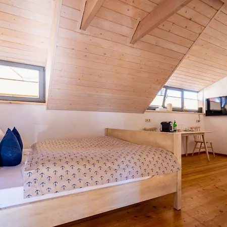 La Campagnola - Ristorante & Boutique Mit Blick Auf Elbe Ruhig Gelegen 호텔