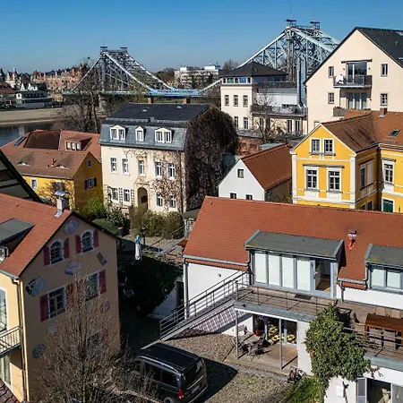 La Campagnola - Ristorante & Boutique Mit Blick Auf Elbe Ruhig Gelegen