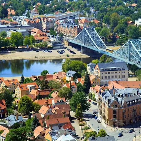 La Campagnola - Ristorante & Boutique Mit Blick Auf Elbe Ruhig Gelegen 호텔