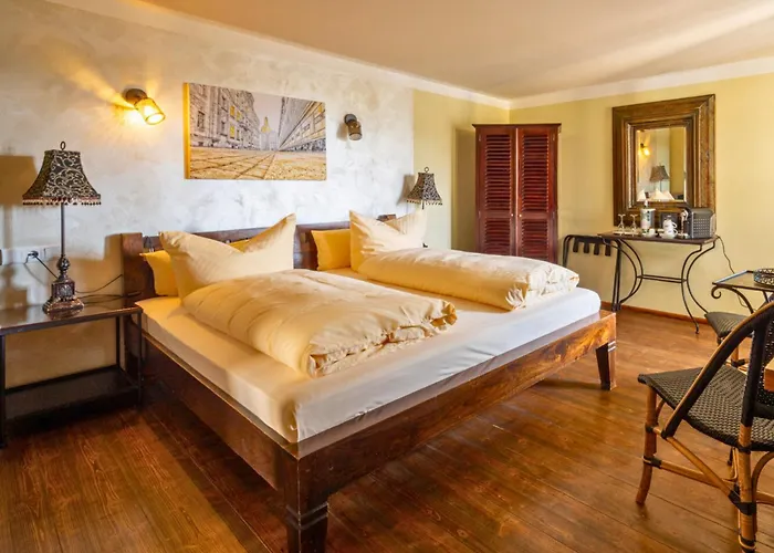 Hotel La Campagnola - Ristorante & Boutique Mit Blick Auf Elbe Ruhig Gelegen