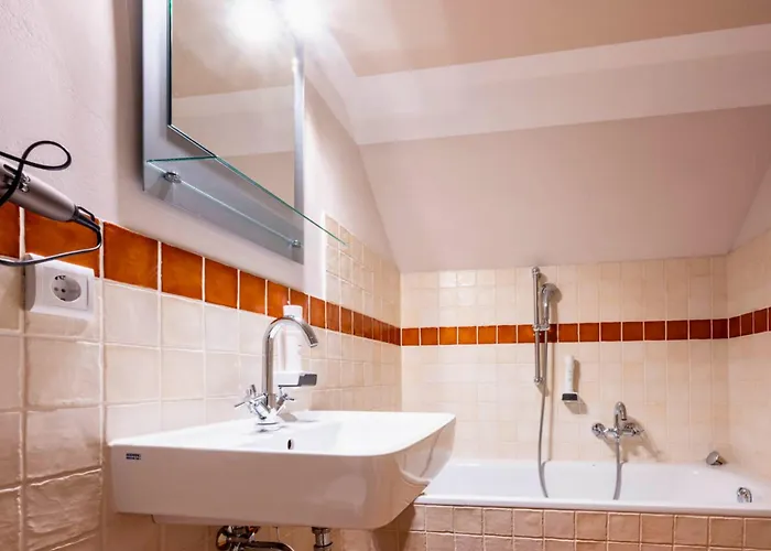 Hotel La Campagnola - Ristorante & Boutique Mit Blick Auf Elbe Ruhig Gelegen Drezno