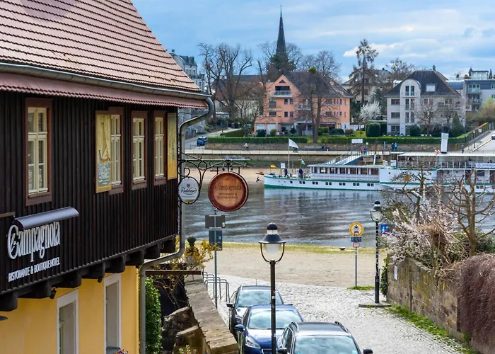 Hotel La Campagnola - Ristorante & Boutique Mit Blick Auf Elbe Ruhig Gelegen