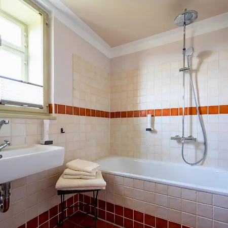 La Campagnola - Ristorante&boutique Mit Blick Auf Elbe Ruhig Gelegen Hotel