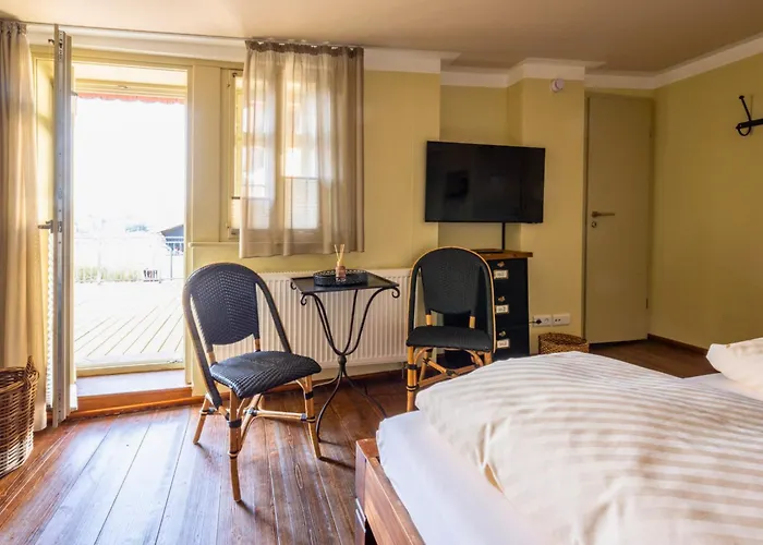 La Campagnola - Ristorante&boutique Mit Blick Auf Elbe Ruhig Gelegen