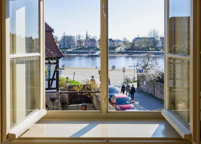 La Campagnola - Ristorante&boutique Mit Blick Auf Elbe Ruhig Gelegen