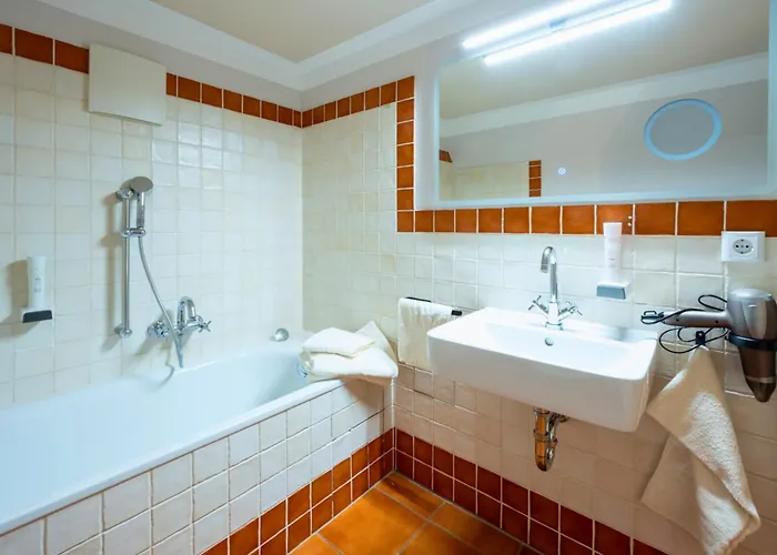 La Campagnola - Ristorante&boutique Mit Blick Auf Elbe Ruhig Gelegen Hotel Dresde