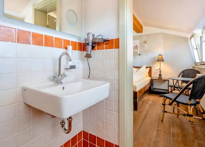 Hotel La Campagnola - Ristorante&boutique Mit Blick Auf Elbe Ruhig Gelegen