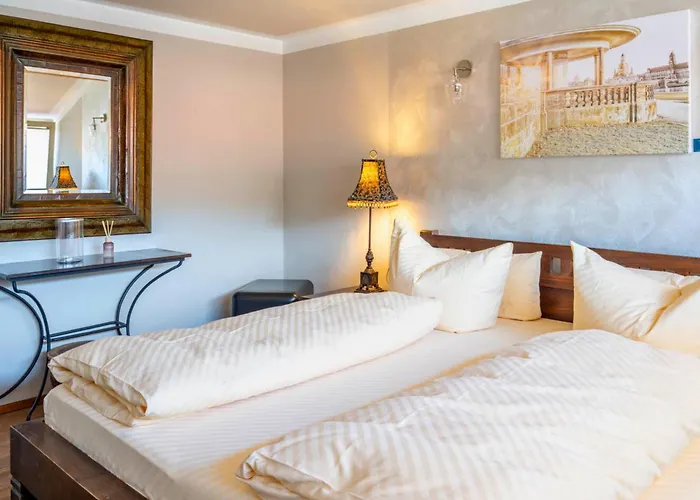 La Campagnola - Ristorante & Boutique Mit Blick Auf Elbe Ruhig Gelegen Ξενοδοχείο *